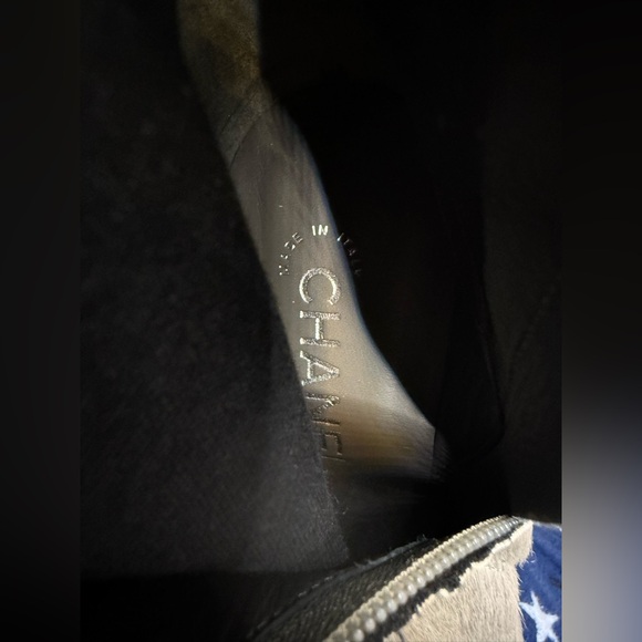 CHANEL Pony Hair Patent Cap Toe Chain Short Boots 38.5 (Run Small) New - Picture 11 of 13